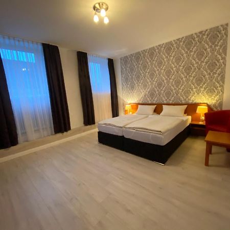 דטמולד Hotel Diele מראה חיצוני תמונה
