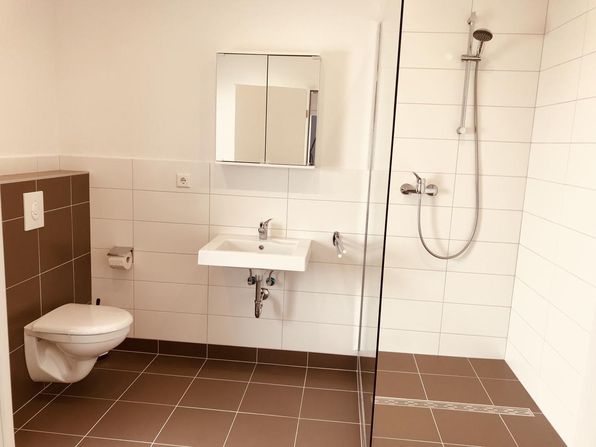 דטמולד Hotel Diele מראה חיצוני תמונה