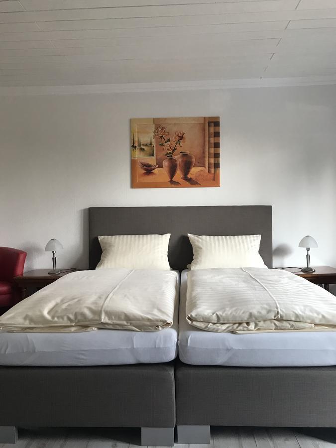 דטמולד Hotel Diele מראה חיצוני תמונה